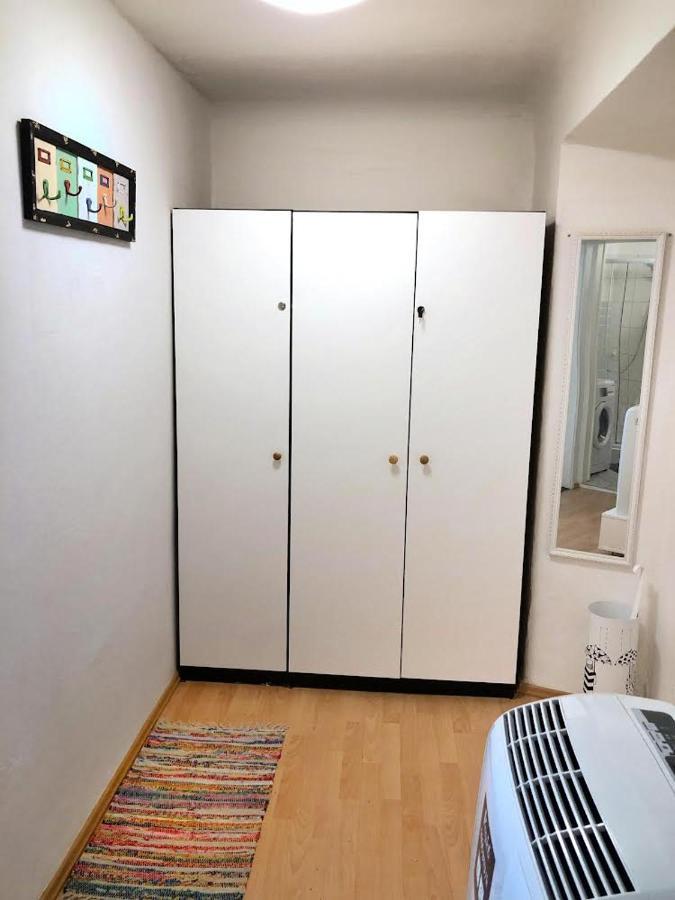 1Br Apartment On The Most Beautiful Street In Ljubljana Center Exterior foto