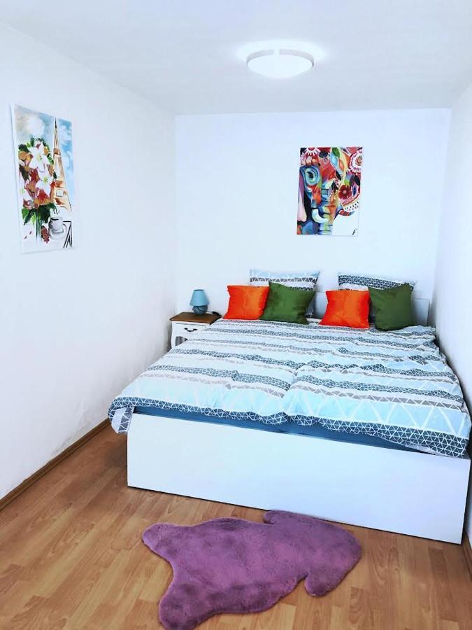 1Br Apartment On The Most Beautiful Street In Ljubljana Center Exterior foto
