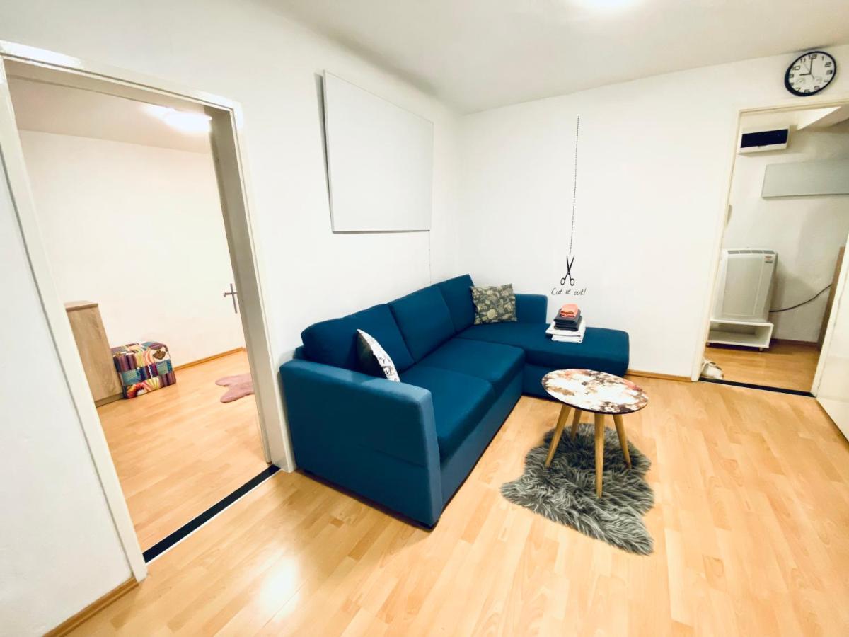1Br Apartment On The Most Beautiful Street In Ljubljana Center Exterior foto